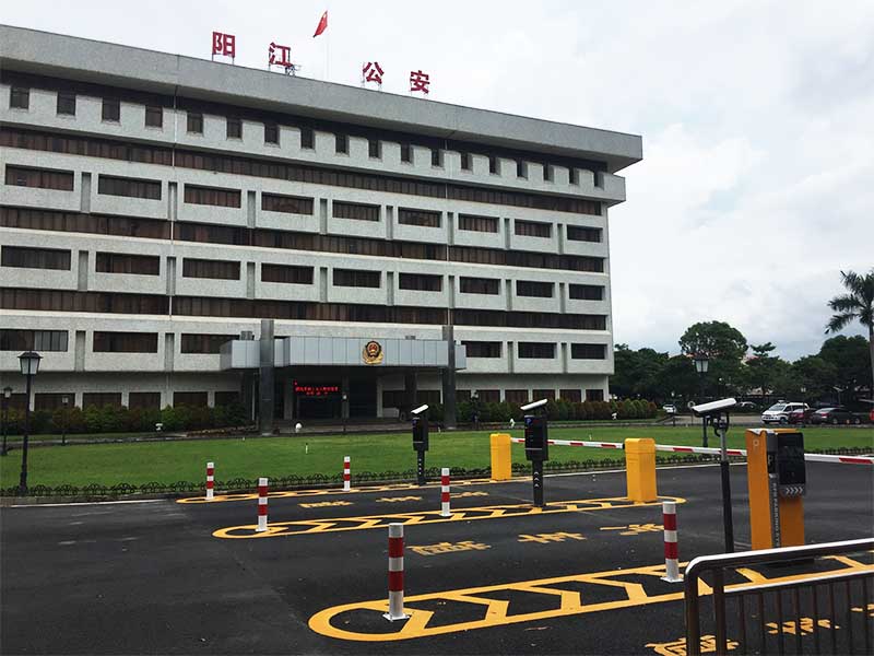 車牌識別系統(tǒng)一般安裝到什么地方? 車牌識別系統(tǒng)一般安裝到什么地方?